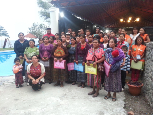 encuentro-de-mujeres-liderezas-miembros-de-la-coordinadoras-guatemala-mar-2014