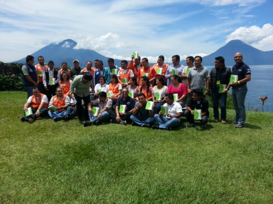 taller-introduccion-a-normas-legs-y-normas-minimas-de-el-proyecto-esfera-guatemala-sep-2014